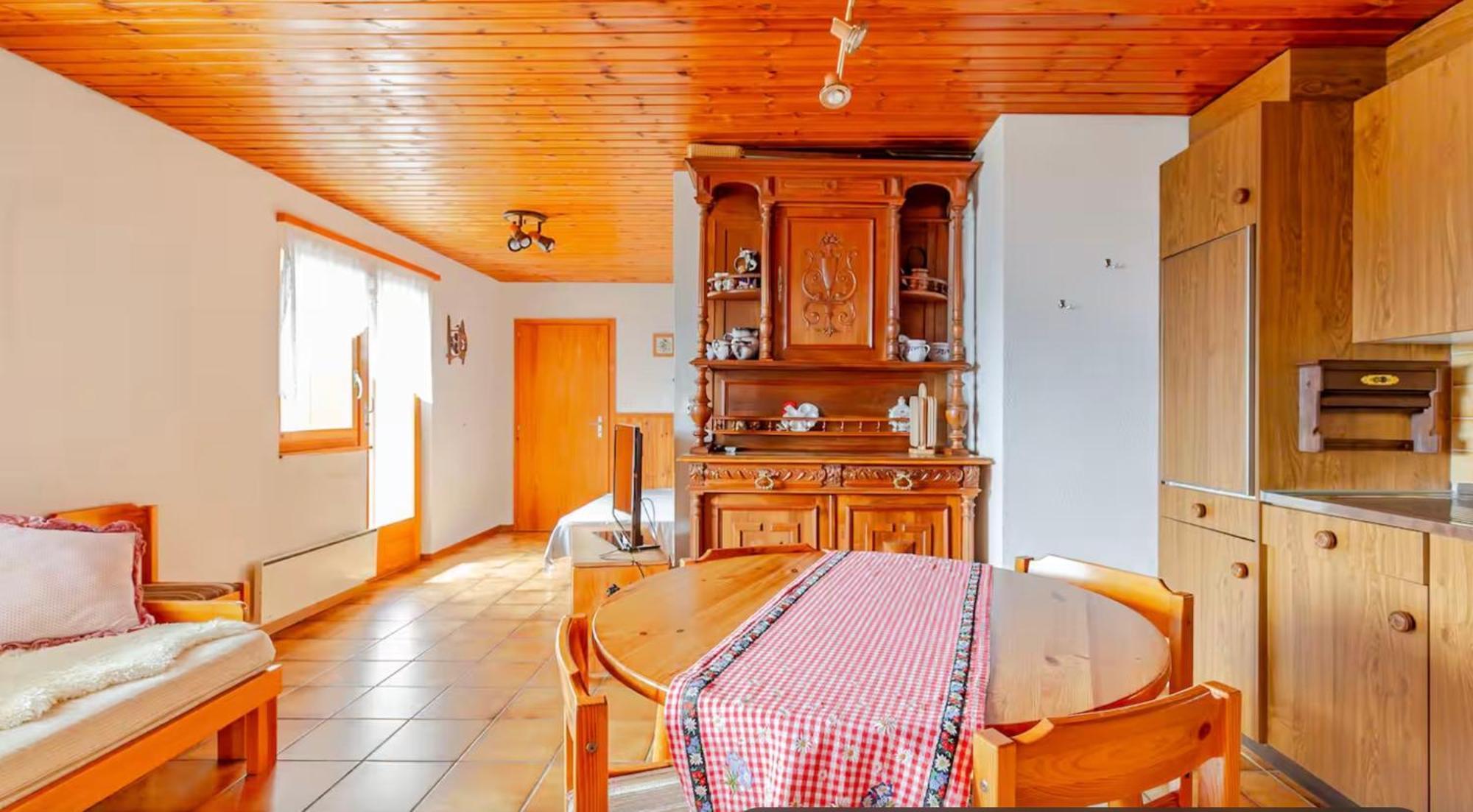 Gemuetliche Wohnung Mit Traumaussicht! Albinen Exteriör bild